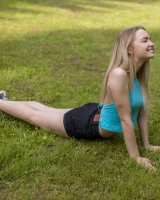 Showy Beauty - 03-sophie-nude-sport-0004