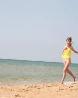 Skokoff - 49-archi-flying-on-the-beach-061