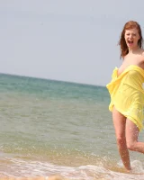 Skokoff - 53-archi-flying-on-the-beach-066