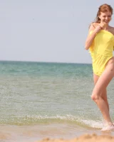 Skokoff - 56-archi-flying-on-the-beach-071