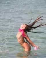 Skokoff - 42-frances-naked-in-the-sea-052