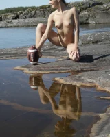 Stunning 18 - 17-0017