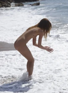 Sun sea, beach and sexy hottie